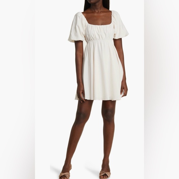 All in Favor Dresses & Skirts - All in Favor Puff Sleeve Babydoll Minidress in Cream NWT